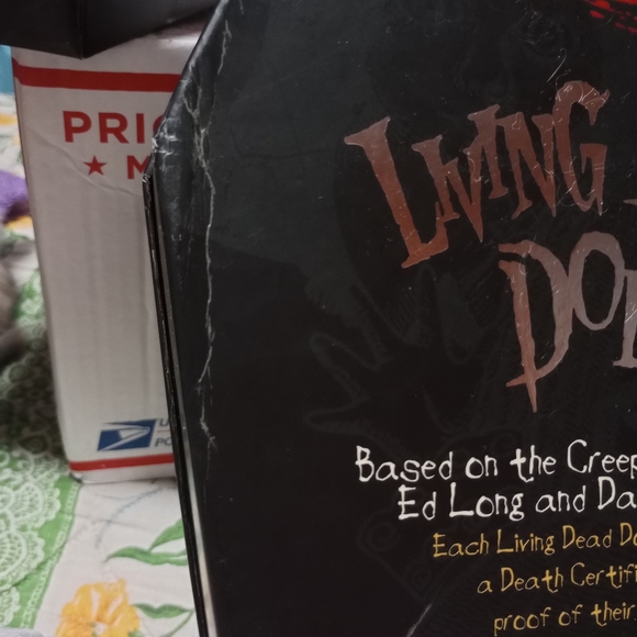 *VINTAGE* RARE Living dead doll double pack Nurse Necro and Dr Dedwin like new - Picture 11 of 11